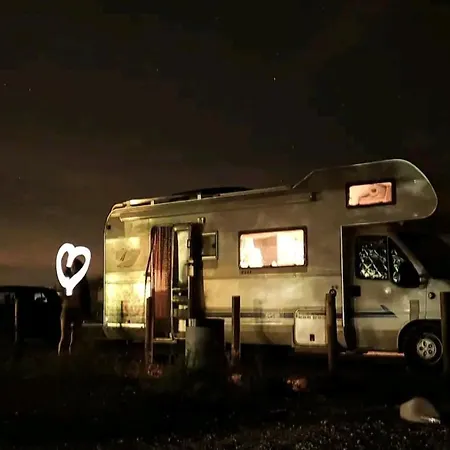 Valquiria Autocaravana Кемпинг *